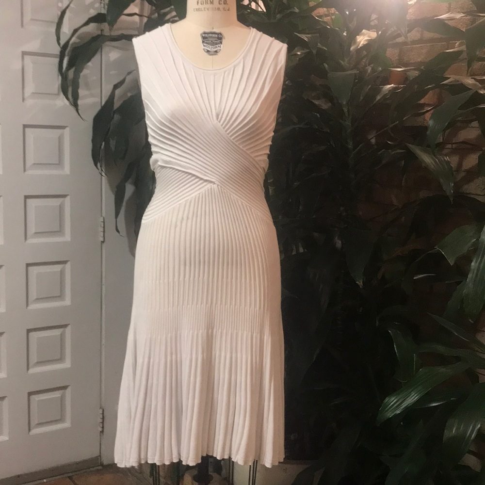 NWT. Ohne titel white dress in size large.